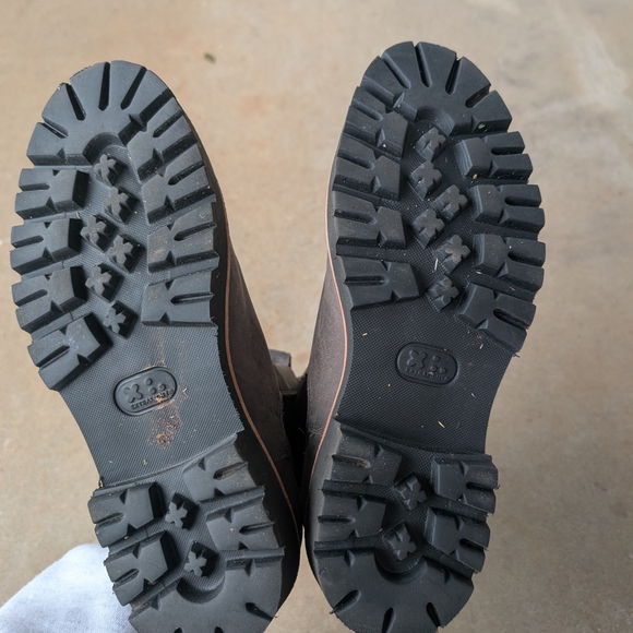 Women's Gray Chelsea Boots - Picture 3 of 4